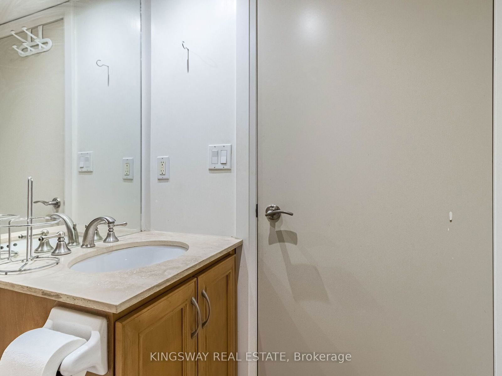 2737 Keele St, unit 809 for sale - image #34