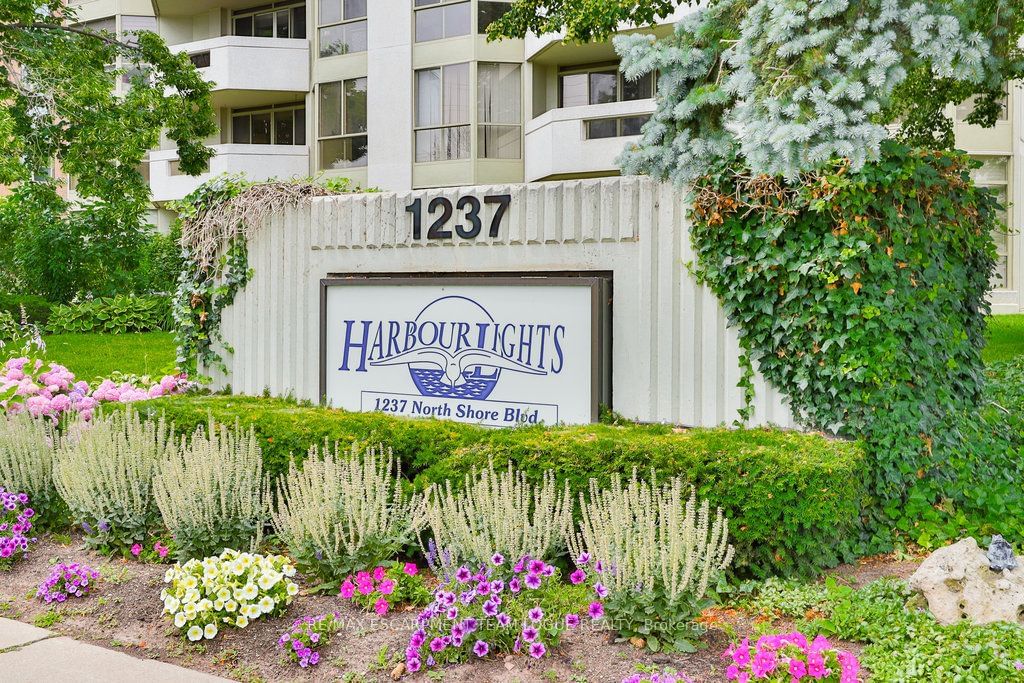 1237 North Shore Blvd E, unit 703 for sale