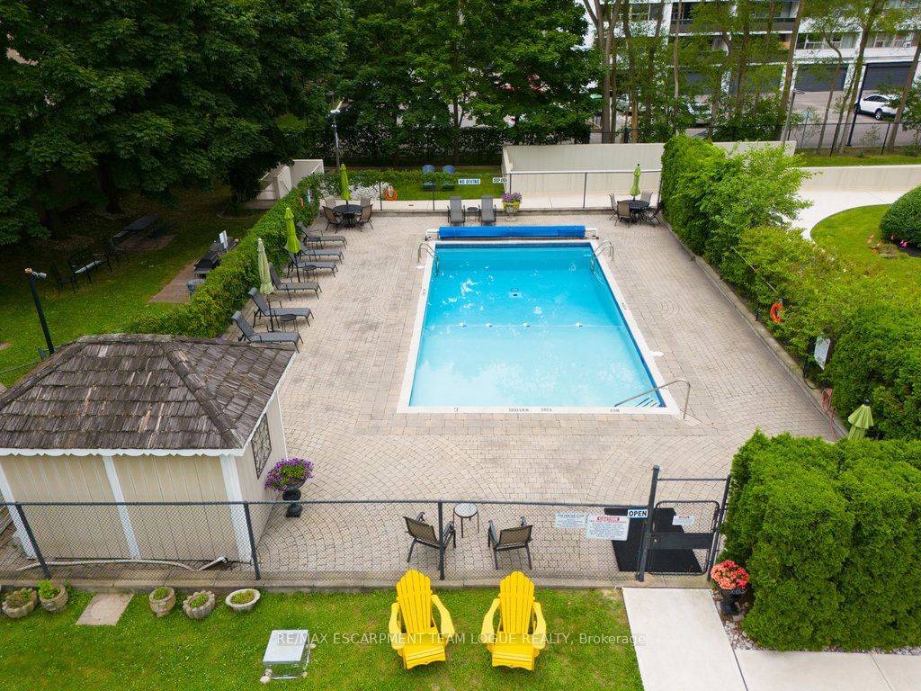 1237 North Shore Blvd E, unit 703 for sale - image #37