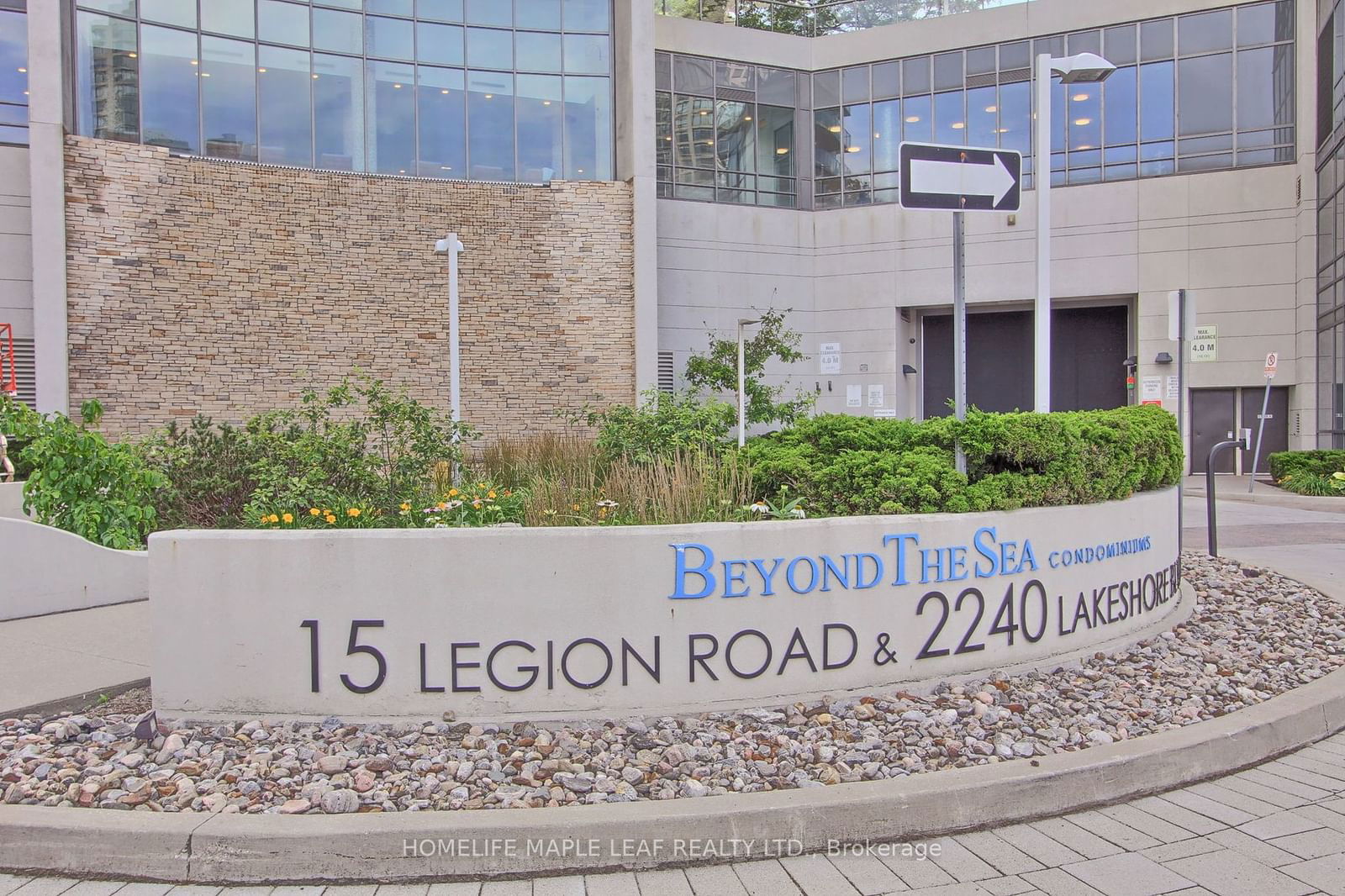 15 Legion Rd, unit 2003 for rent