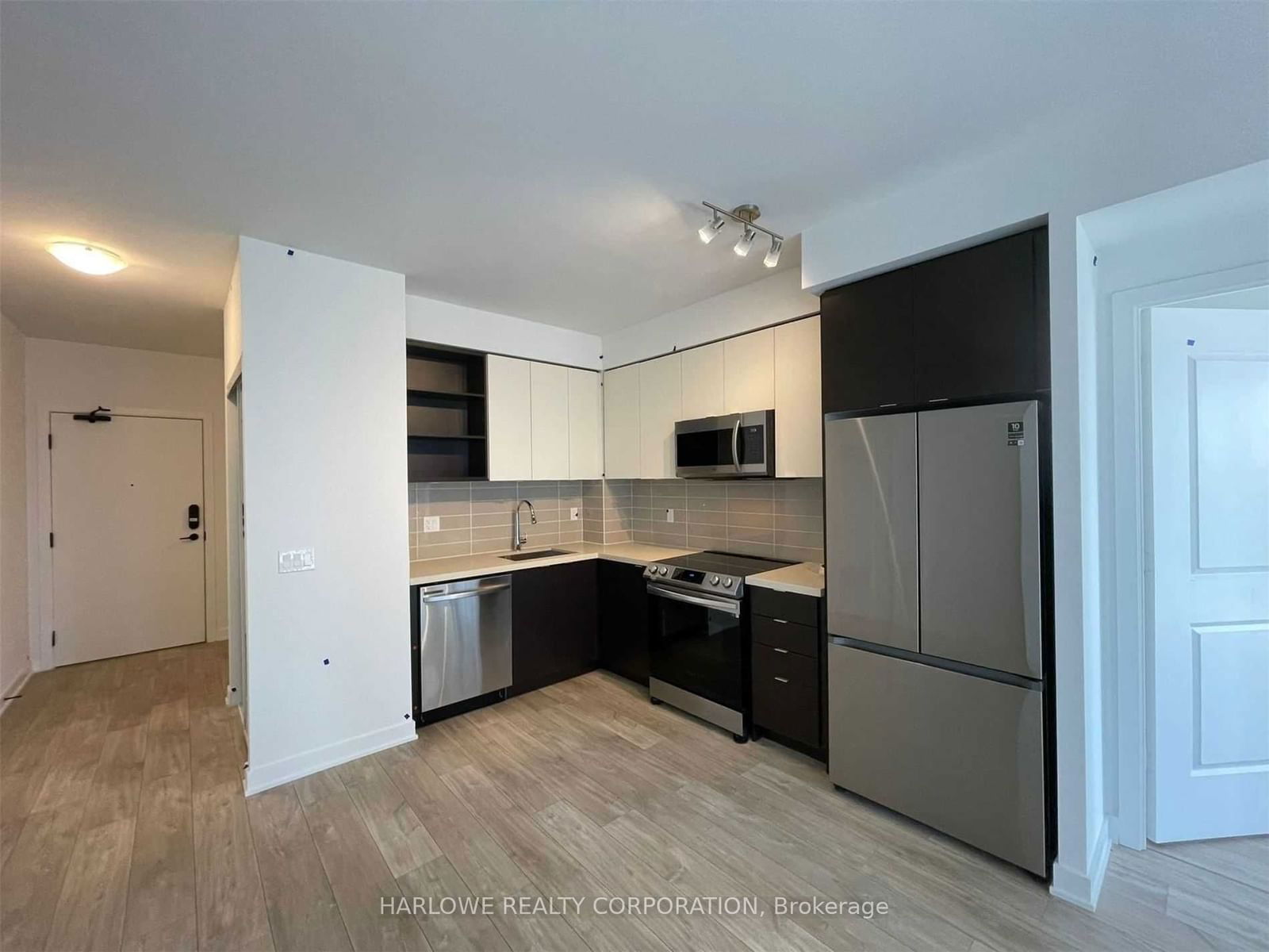 4675 Metcalfe Ave, unit 905 for sale - image #1