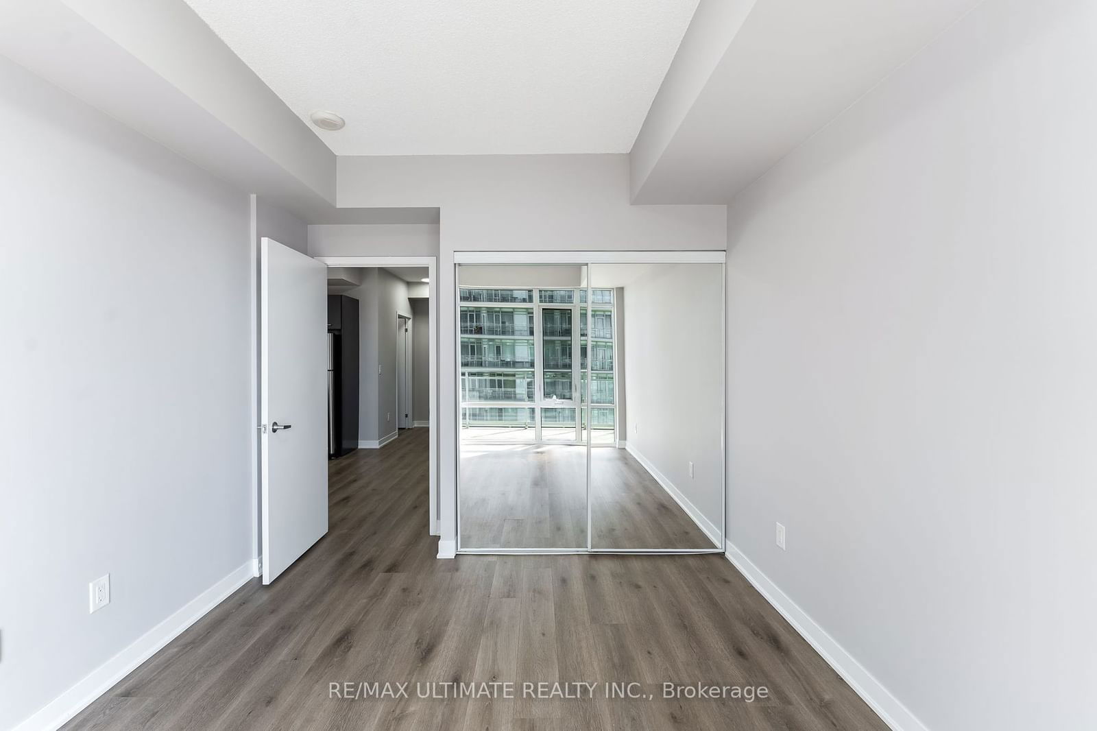 360 Square One Dr, unit 1903 for sale - image #16