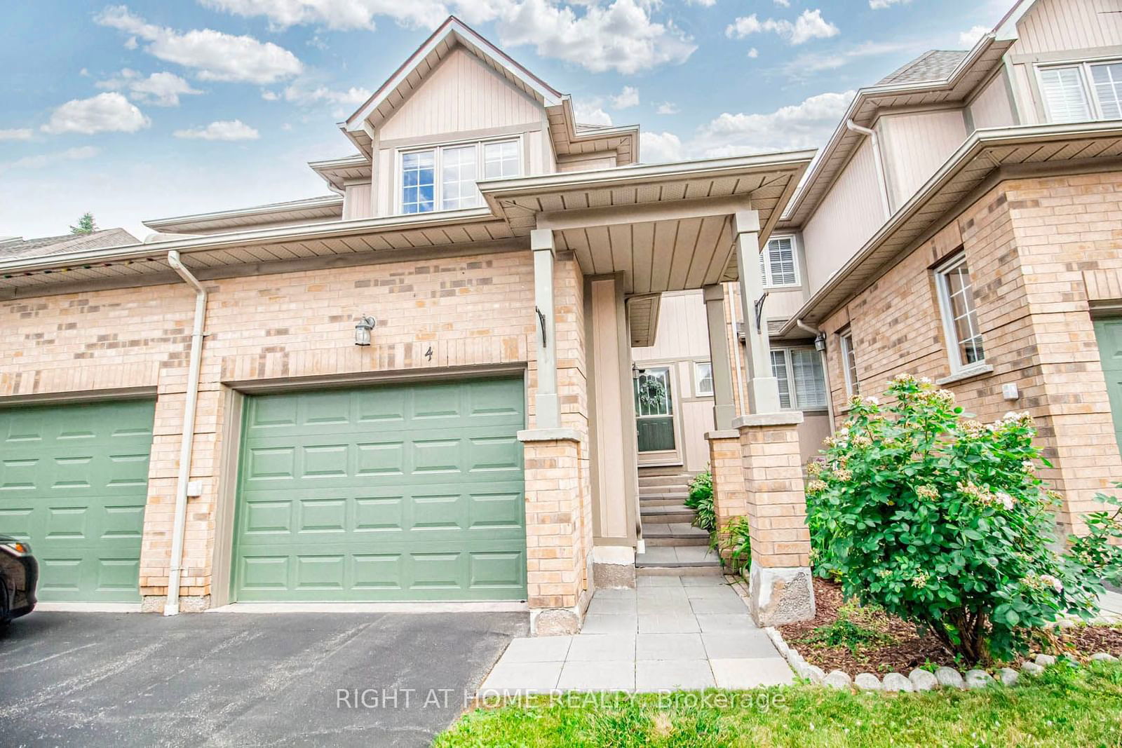 5658 Glen Erin Dr Townhomes, Mississauga, Toronto