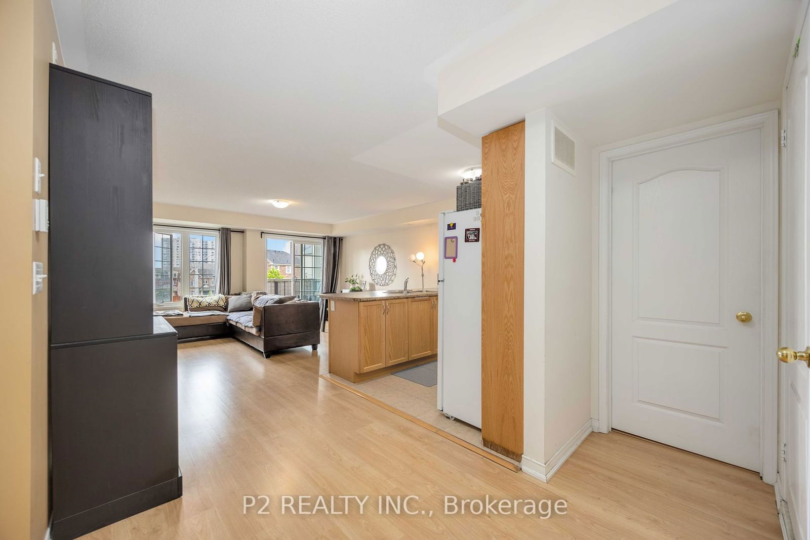 145 Isaac Devins Blvd, unit 6 for sale - image #12