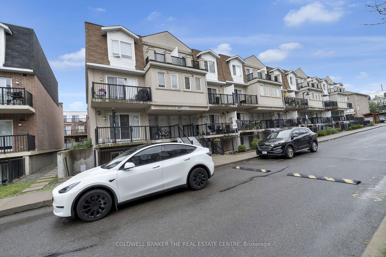 3047 Finch Ave W, unit 2057 for sale - image #4