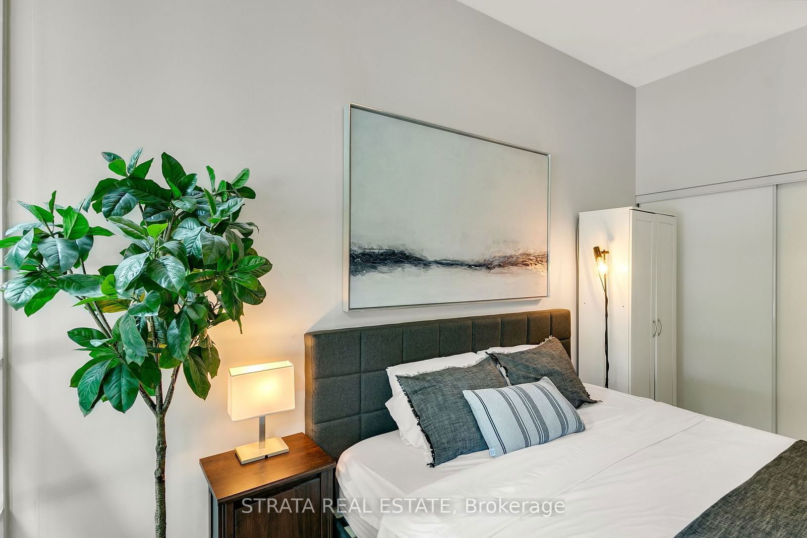 8 Fieldway Rd, unit 102 for sale - image #22