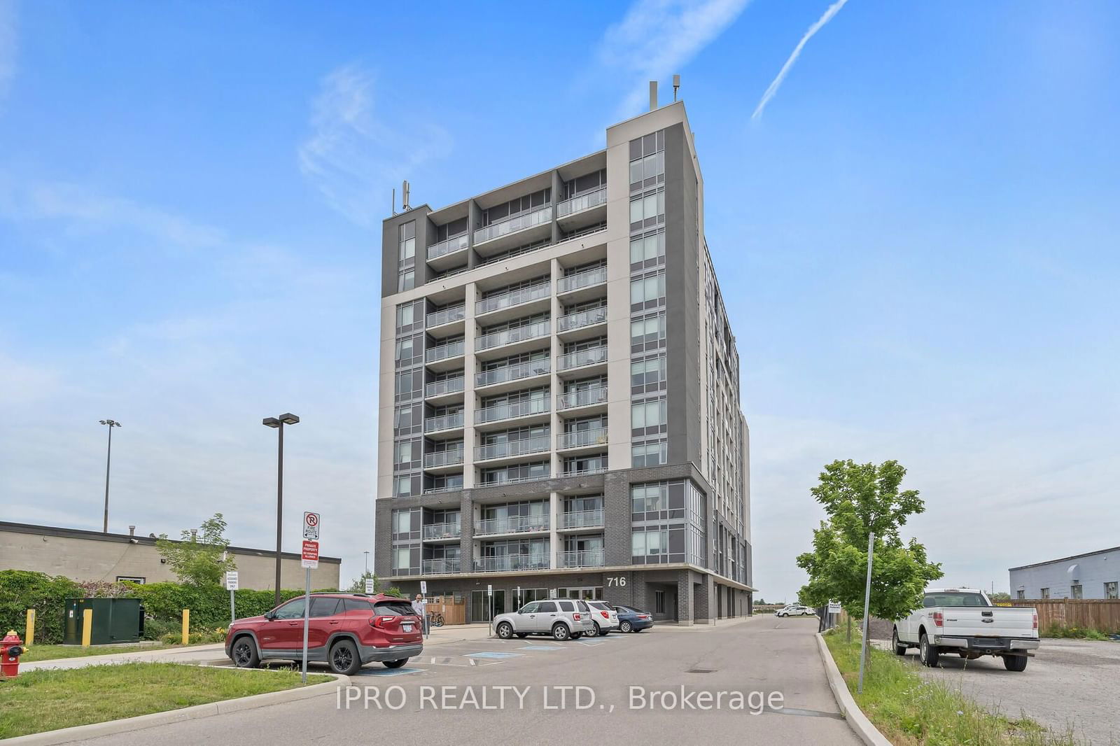 716 Main St E, unit 207 for sale - image #1