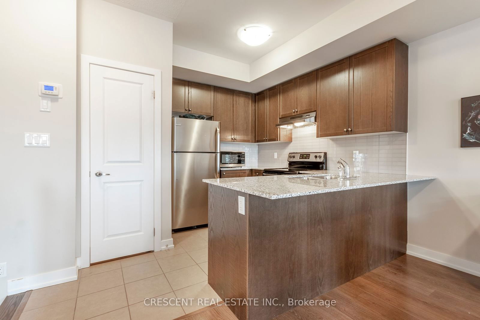 250 Royal York Rd, unit 206 for sale - image #3