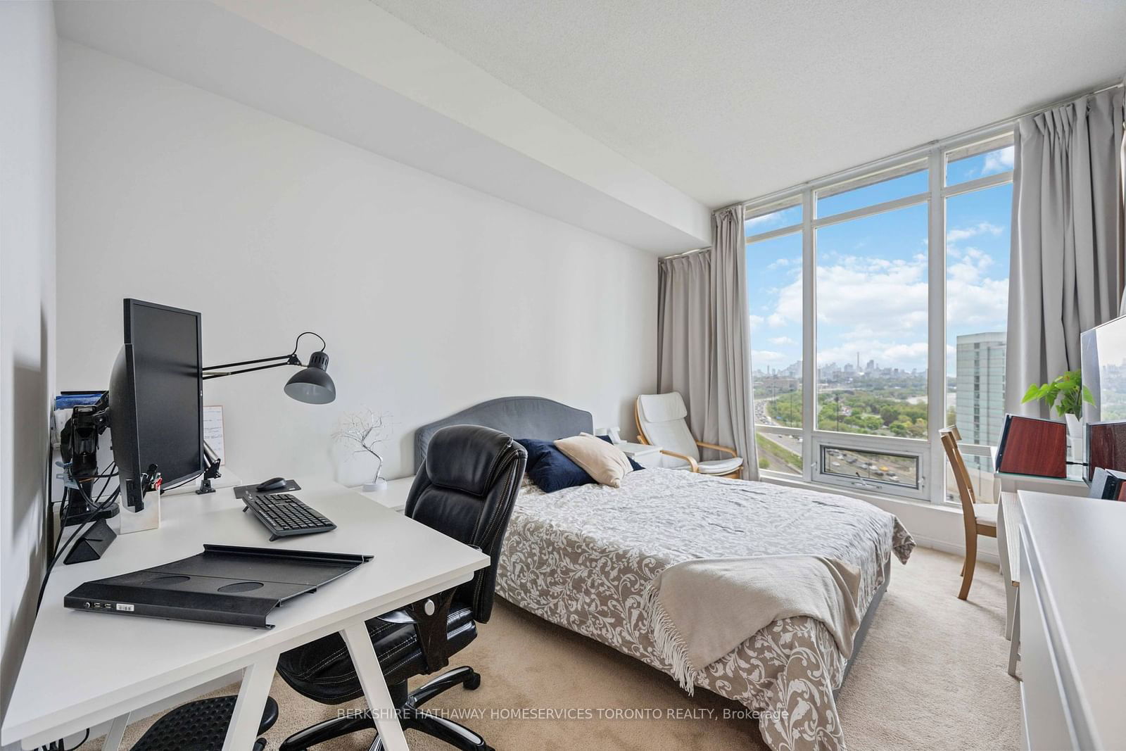 15 Windermere Ave, unit 1708 for sale - image #15