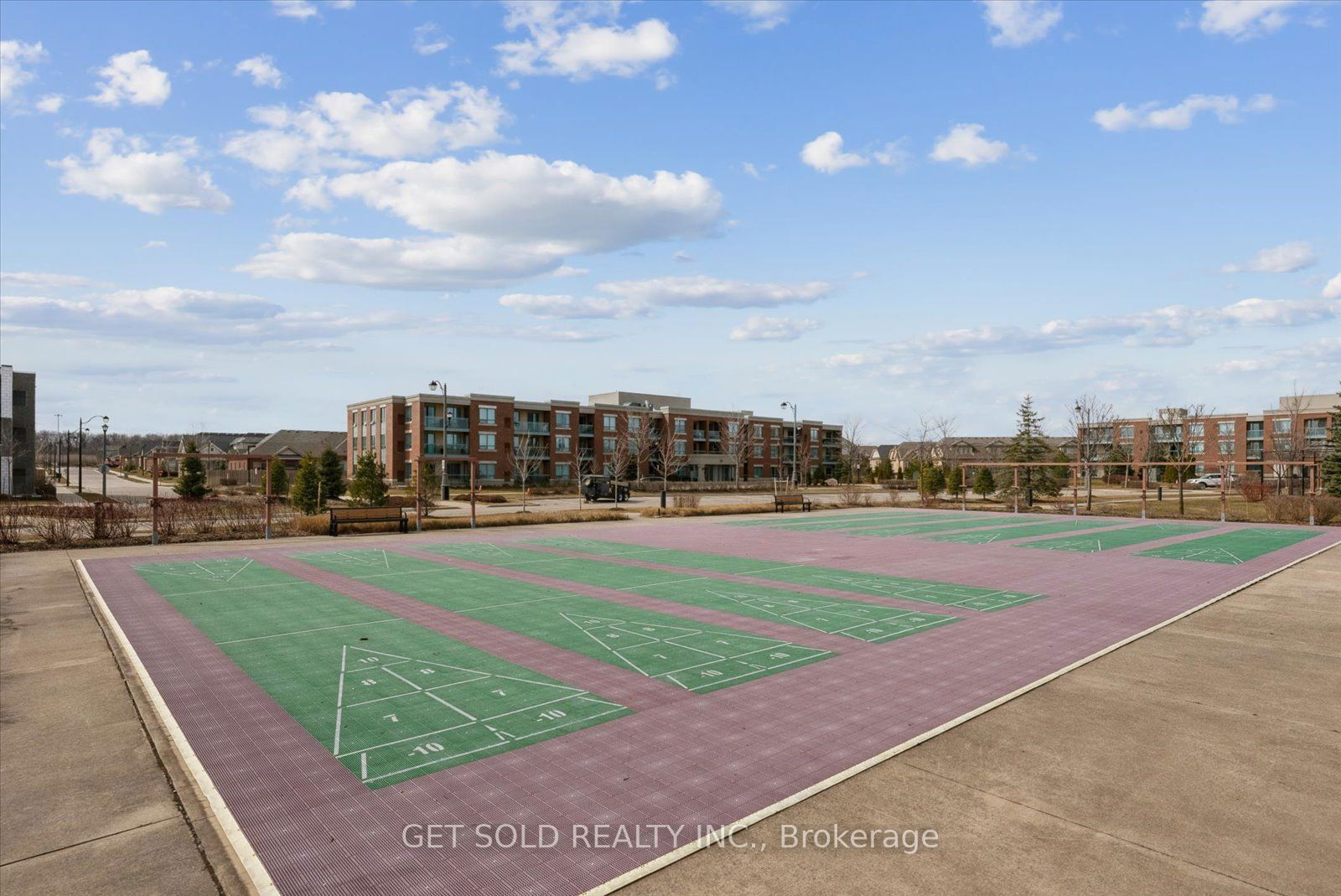 Rosedale Village Condos, Brampton, Toronto