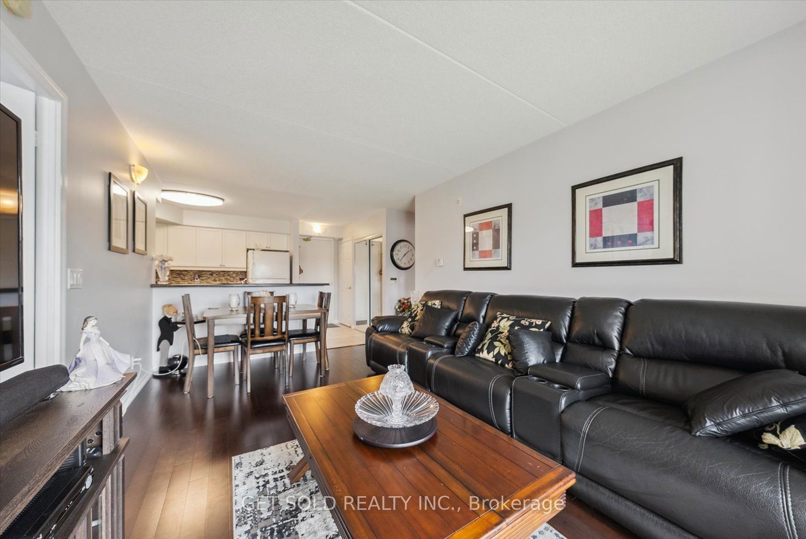 35 Via Rosedale, unit 206 for sale