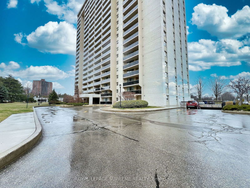 299 Mill Rd, unit 205 for sale - image #1