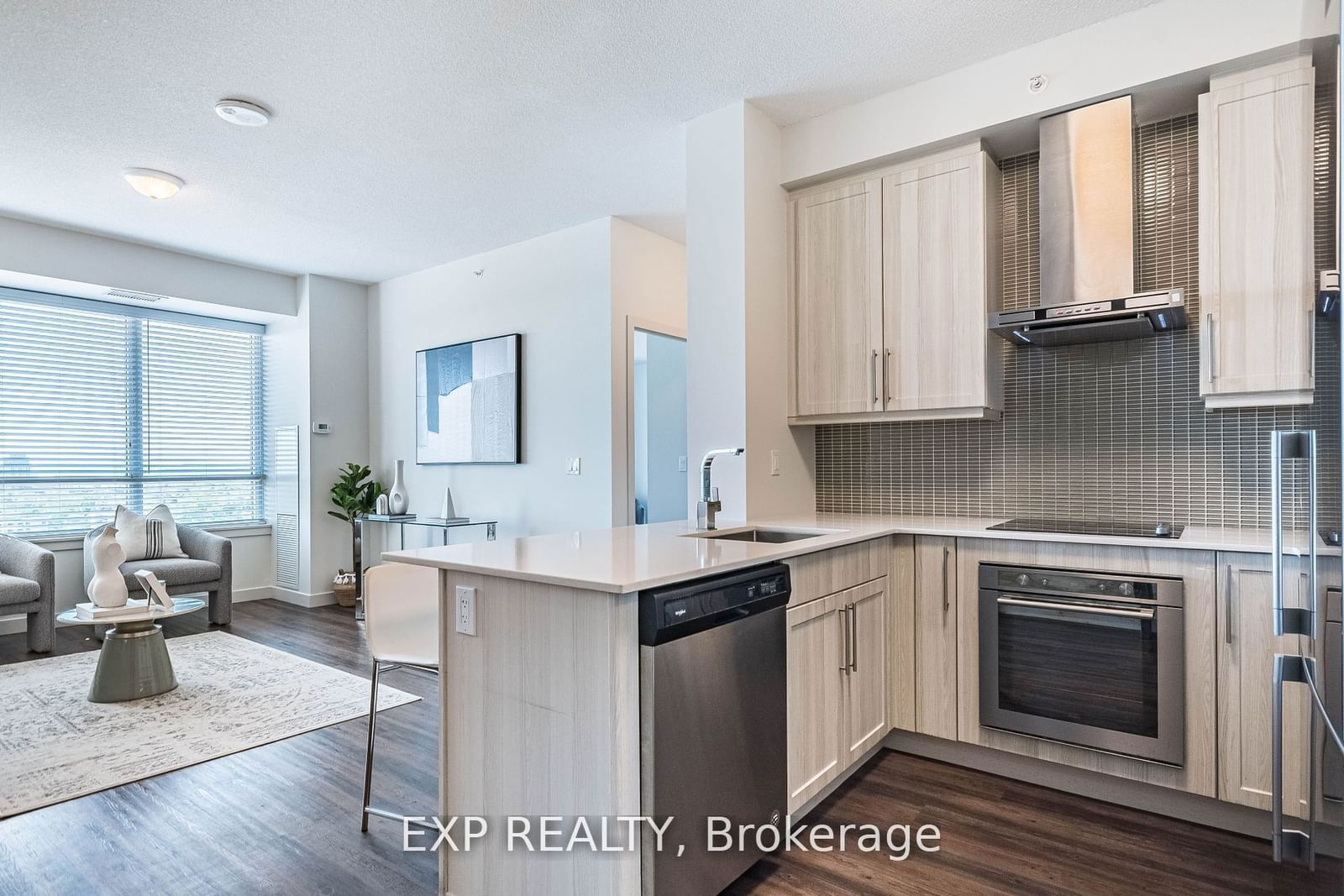 2081 Fairview St, unit 1406 for sale - image #2