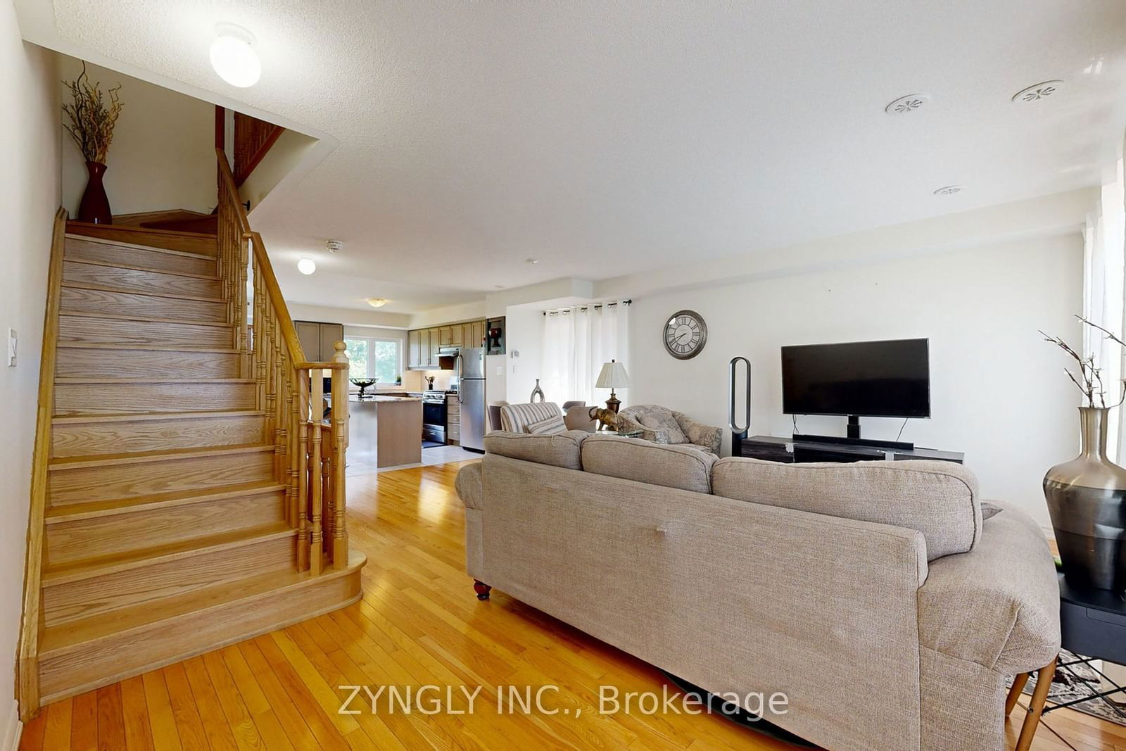 15 Autumnwood Ave for sale  - image #21