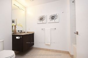 4208 Dundas St W, unit 323 for sale - image #14