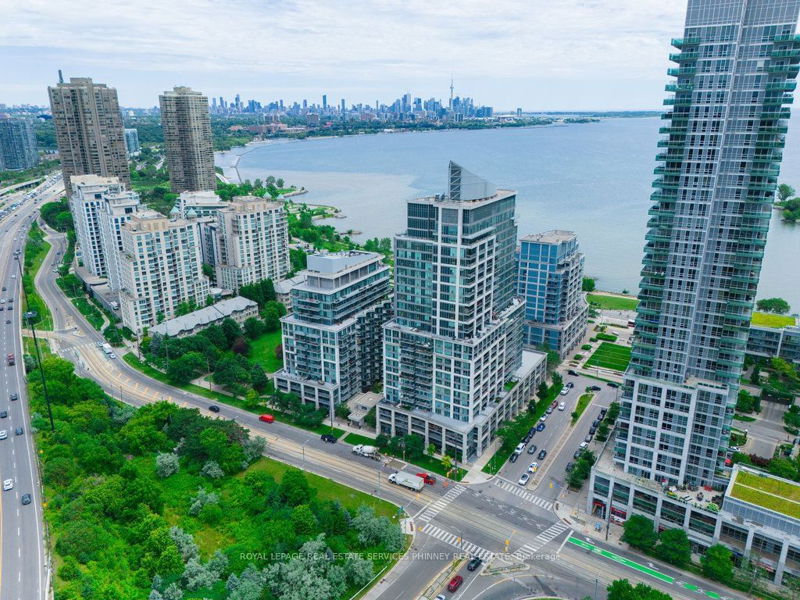 2121 Lakeshore Blvd W, unit 102 for sale - image #1