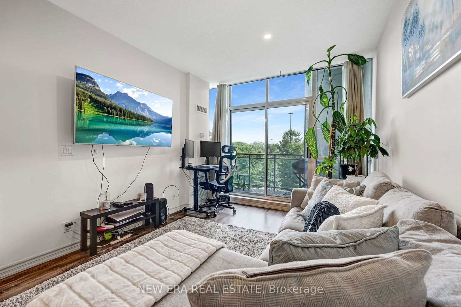 185 Legion Rd, unit 303 for sale - image #4