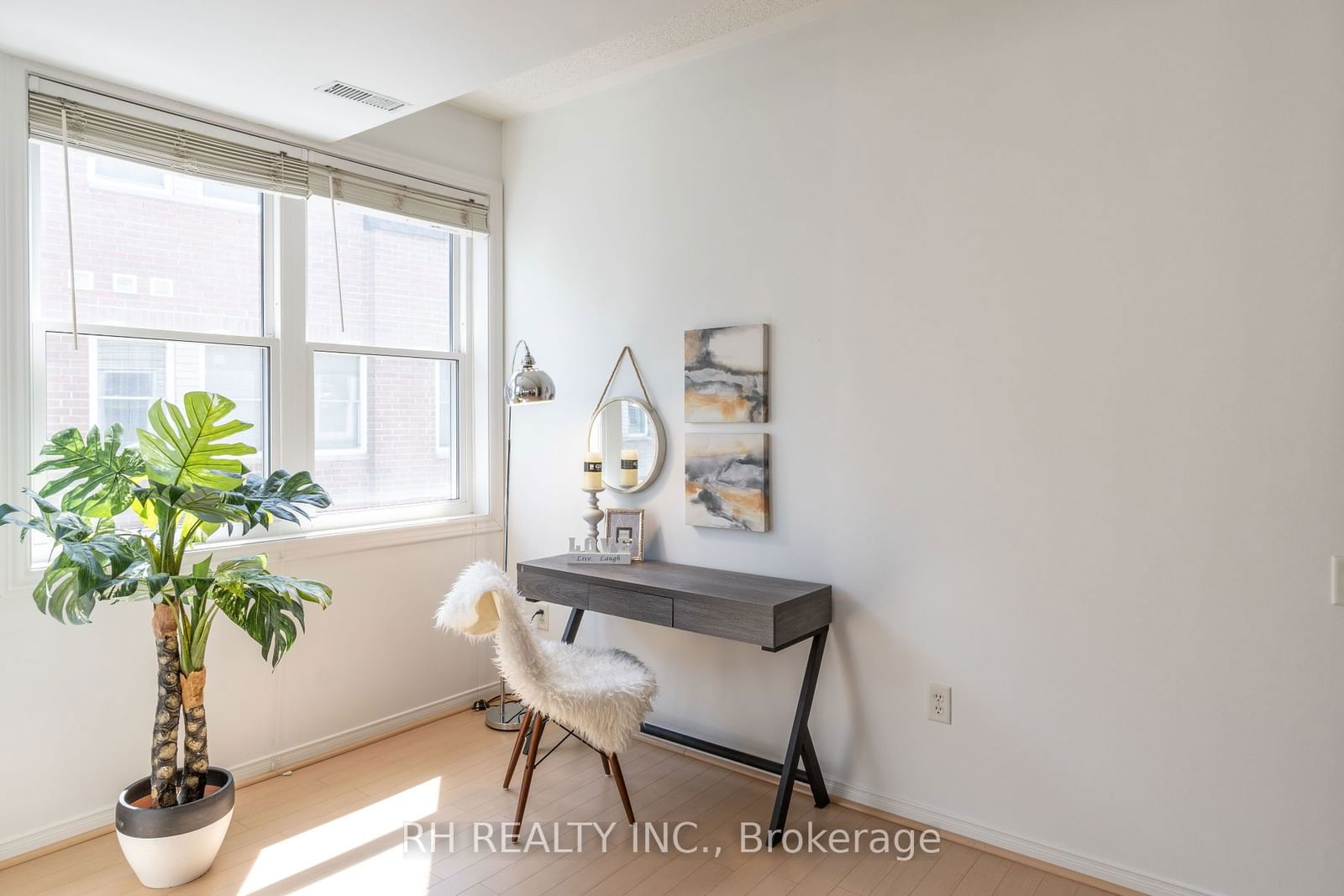 760 Lawrence Ave W, unit 90 for sale - image #10