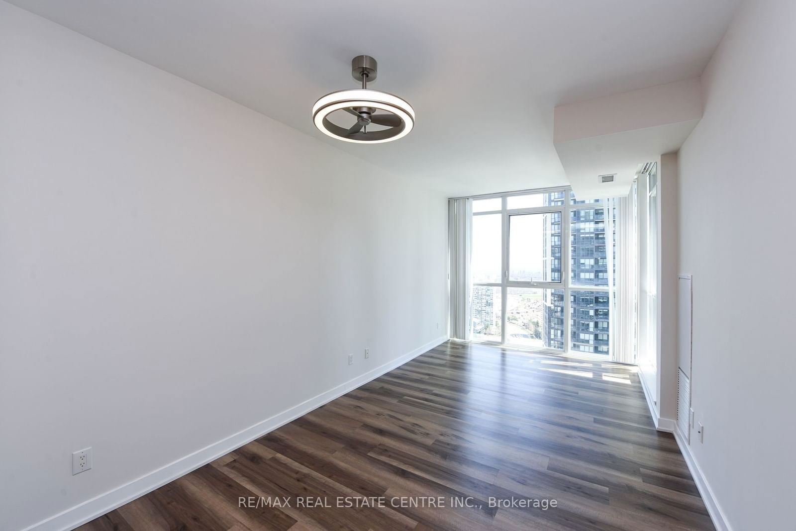 4070 Confederation Pkwy, unit 2903 for rent - image #15