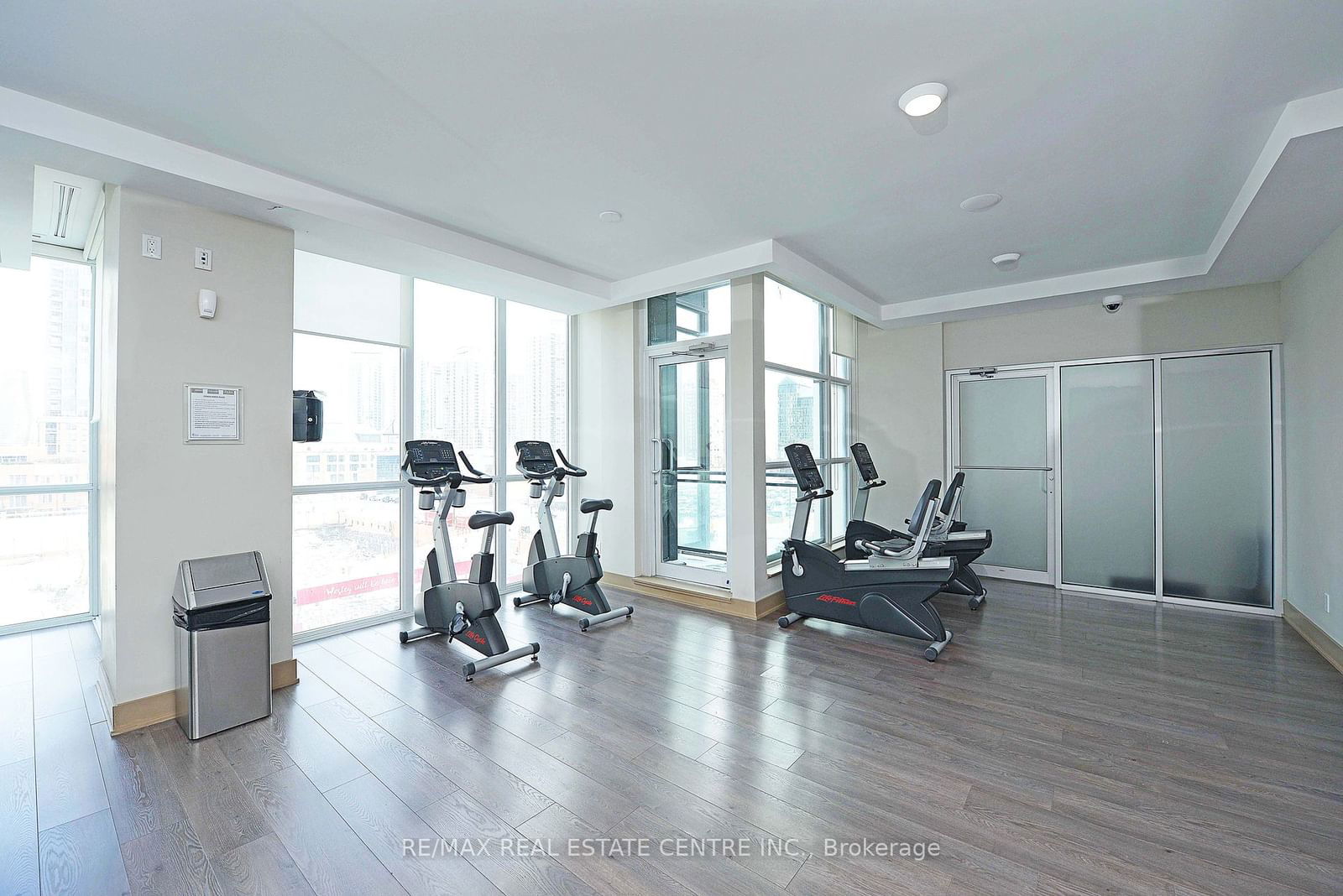 4070 Confederation Pkwy, unit 2903 for rent - image #32