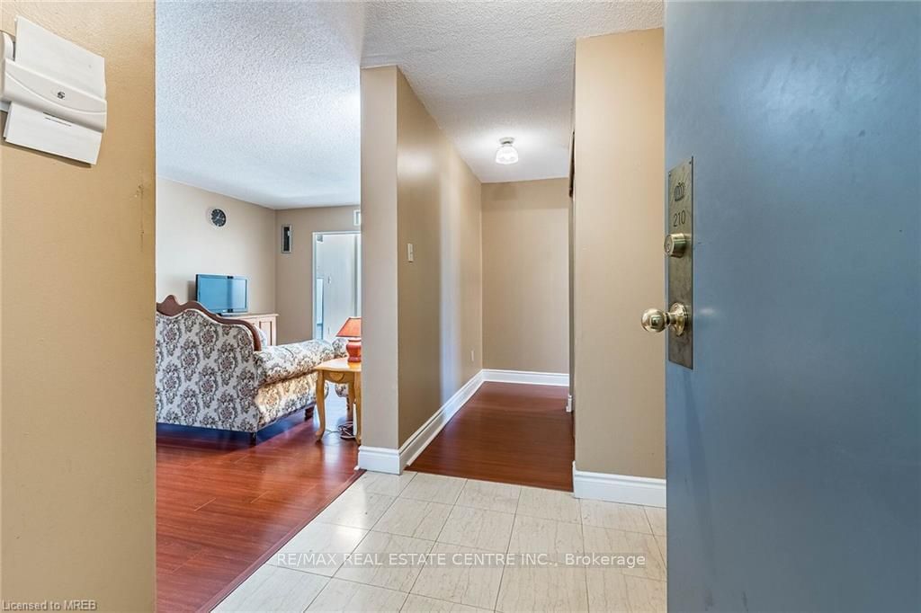 10 Malta Ave, unit 210 for sale - image #24