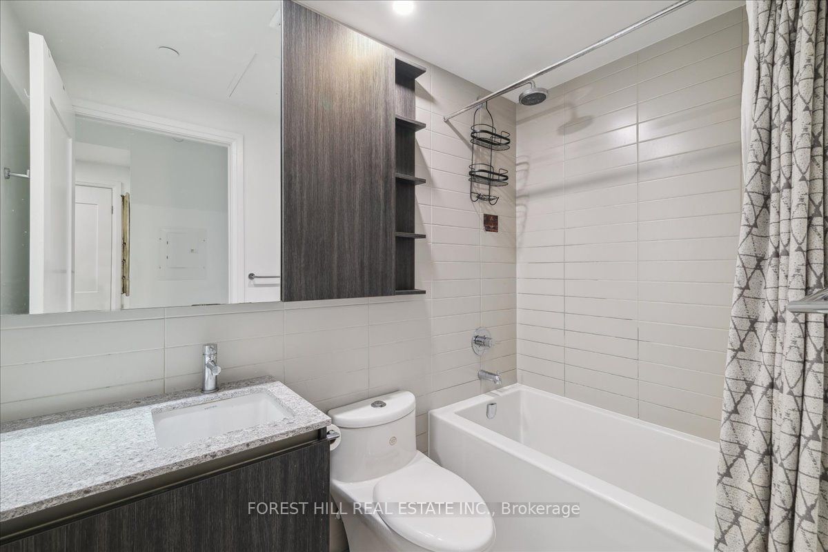 21 Park St E, unit 209 for sale