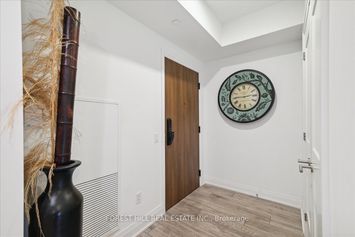 21 Park St E, unit 209 for sale - image #2