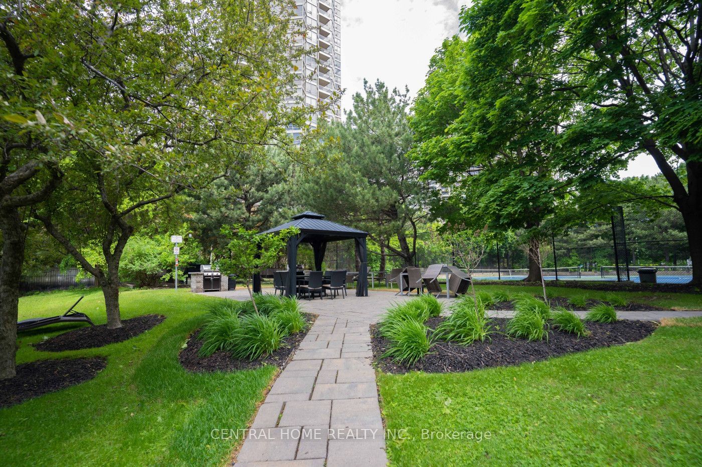 55 Kingsbridge Garden Circ, unit 710 for sale - image #37