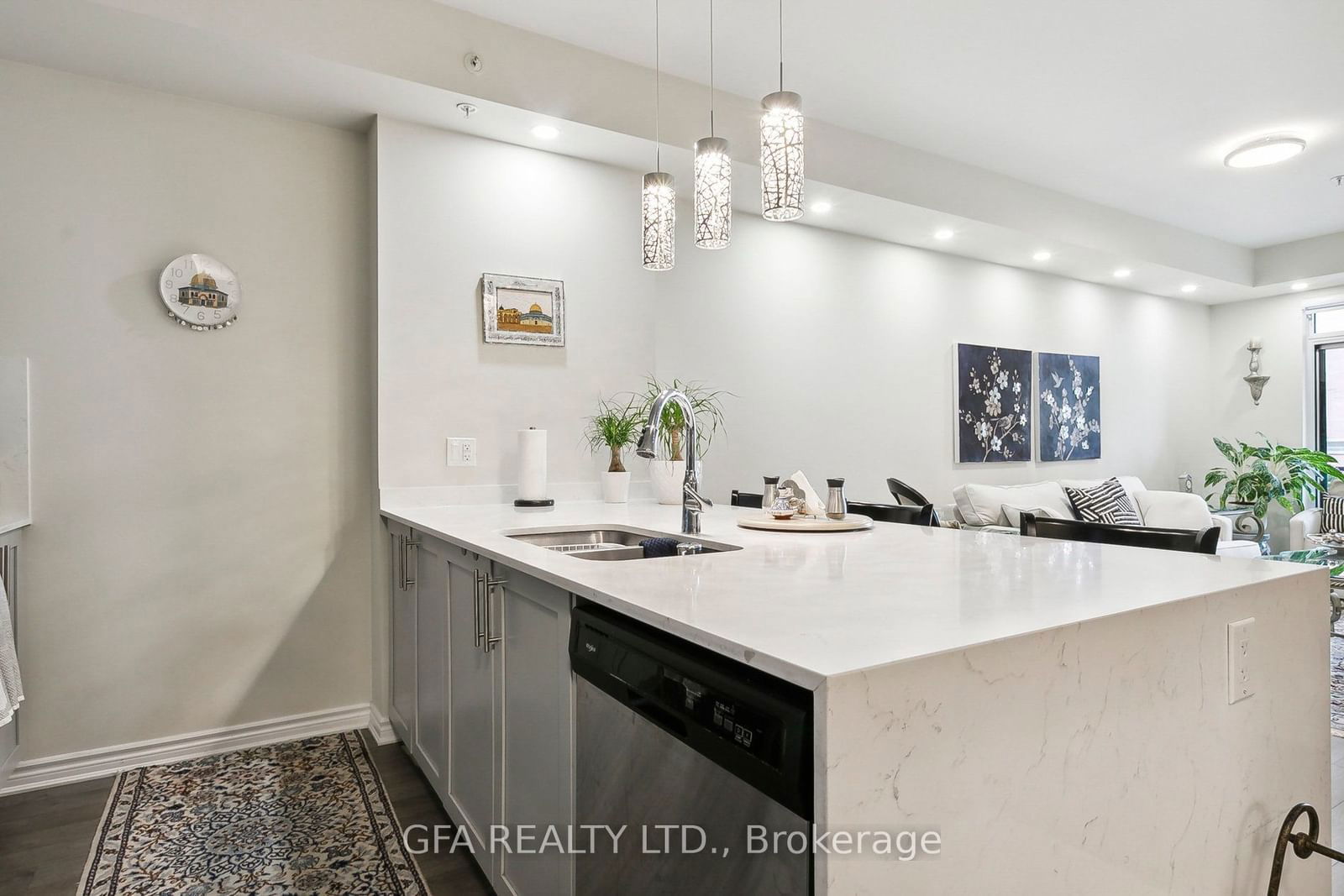 150 Oak Park Blvd, unit 305 for sale - image #18