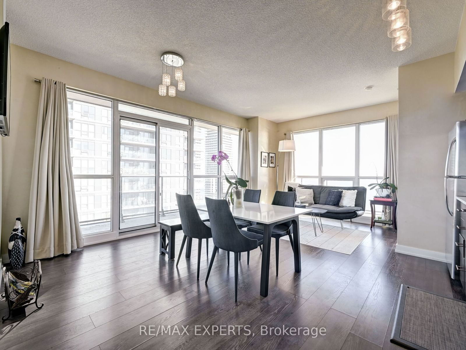 2212 Lake Shore Blvd W, unit 4001 for sale - image #6