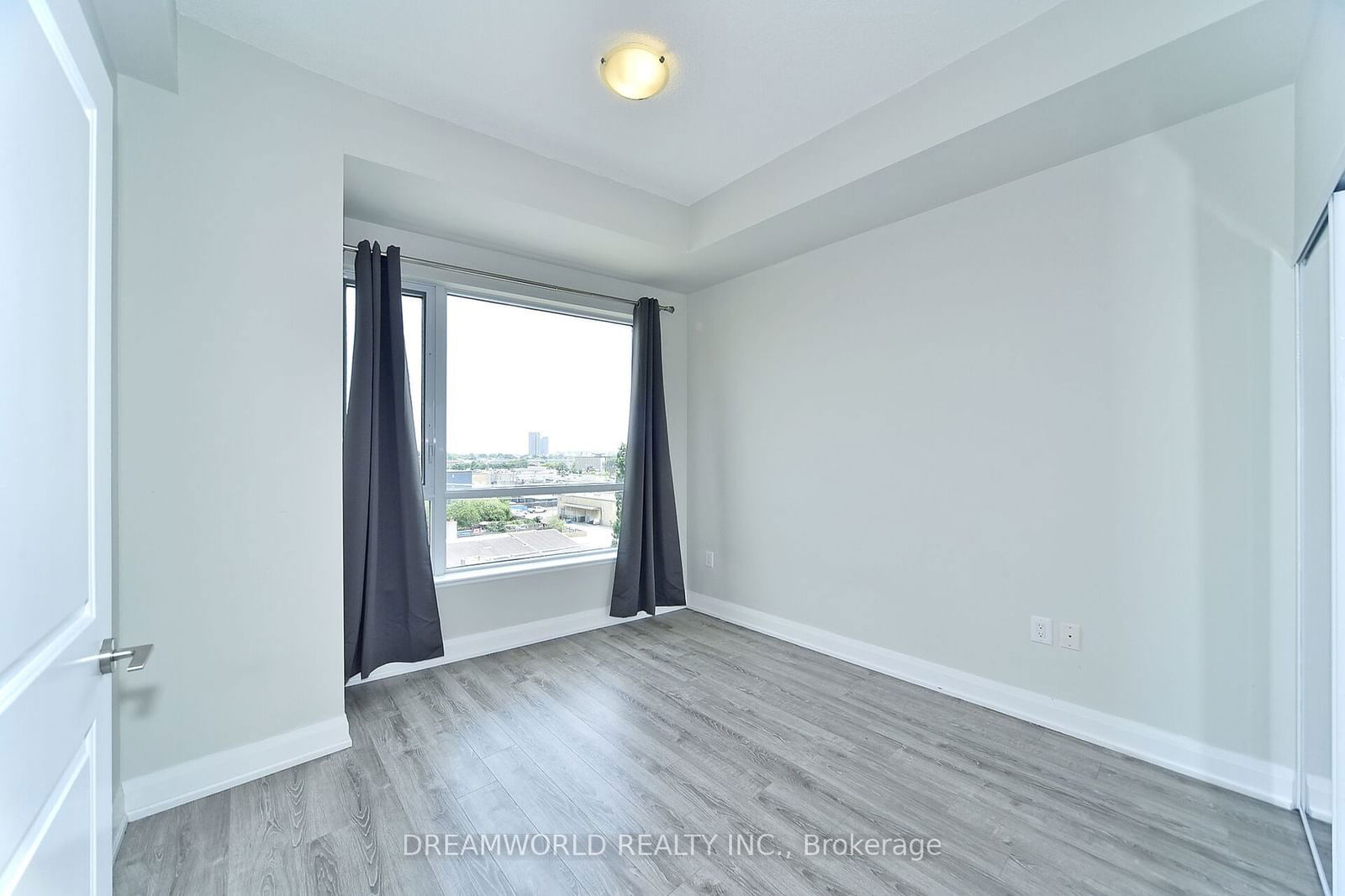 2800 Keele St, unit 604 for sale