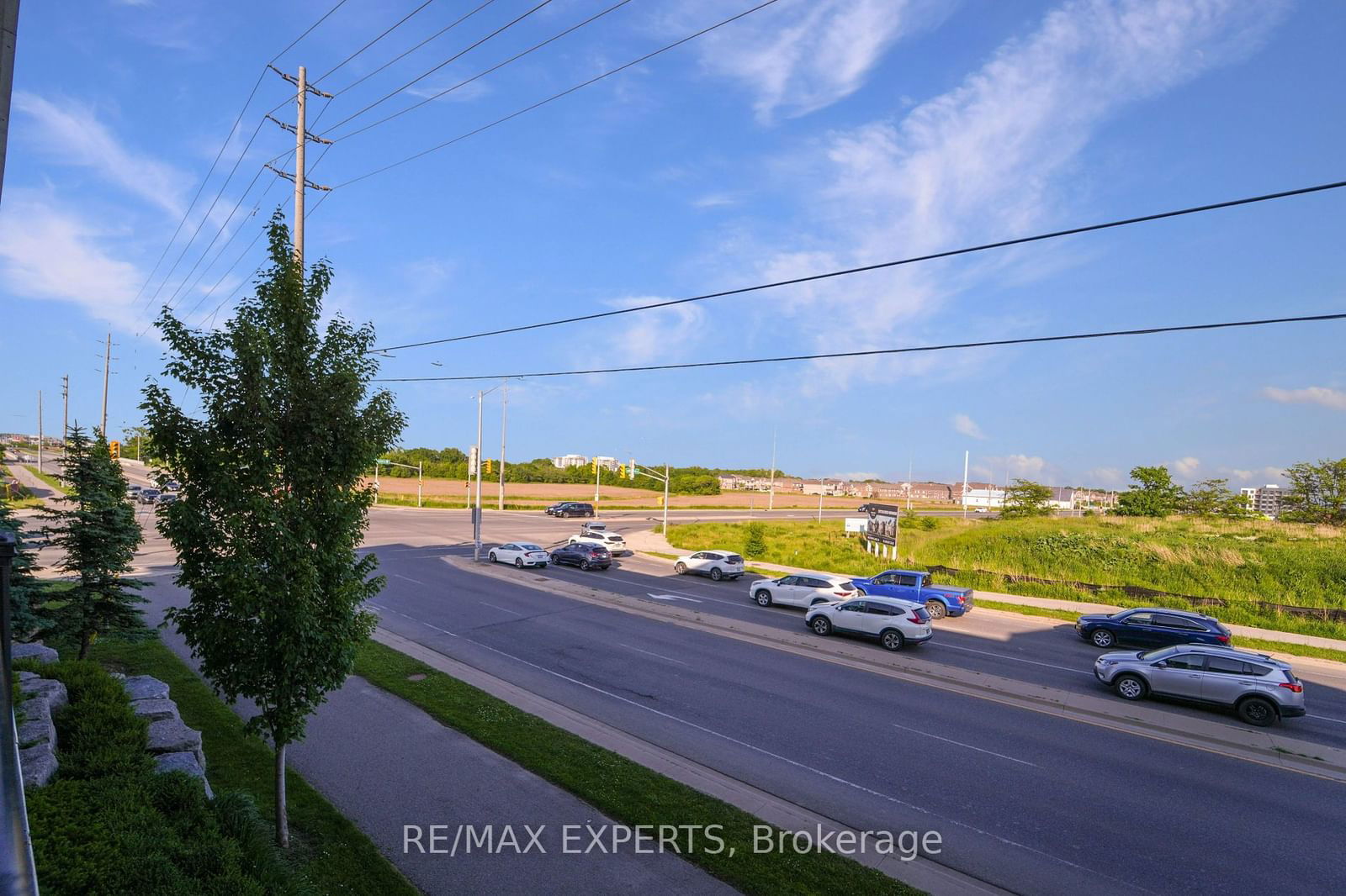 Hawthorne Village Condos, Milton, Toronto