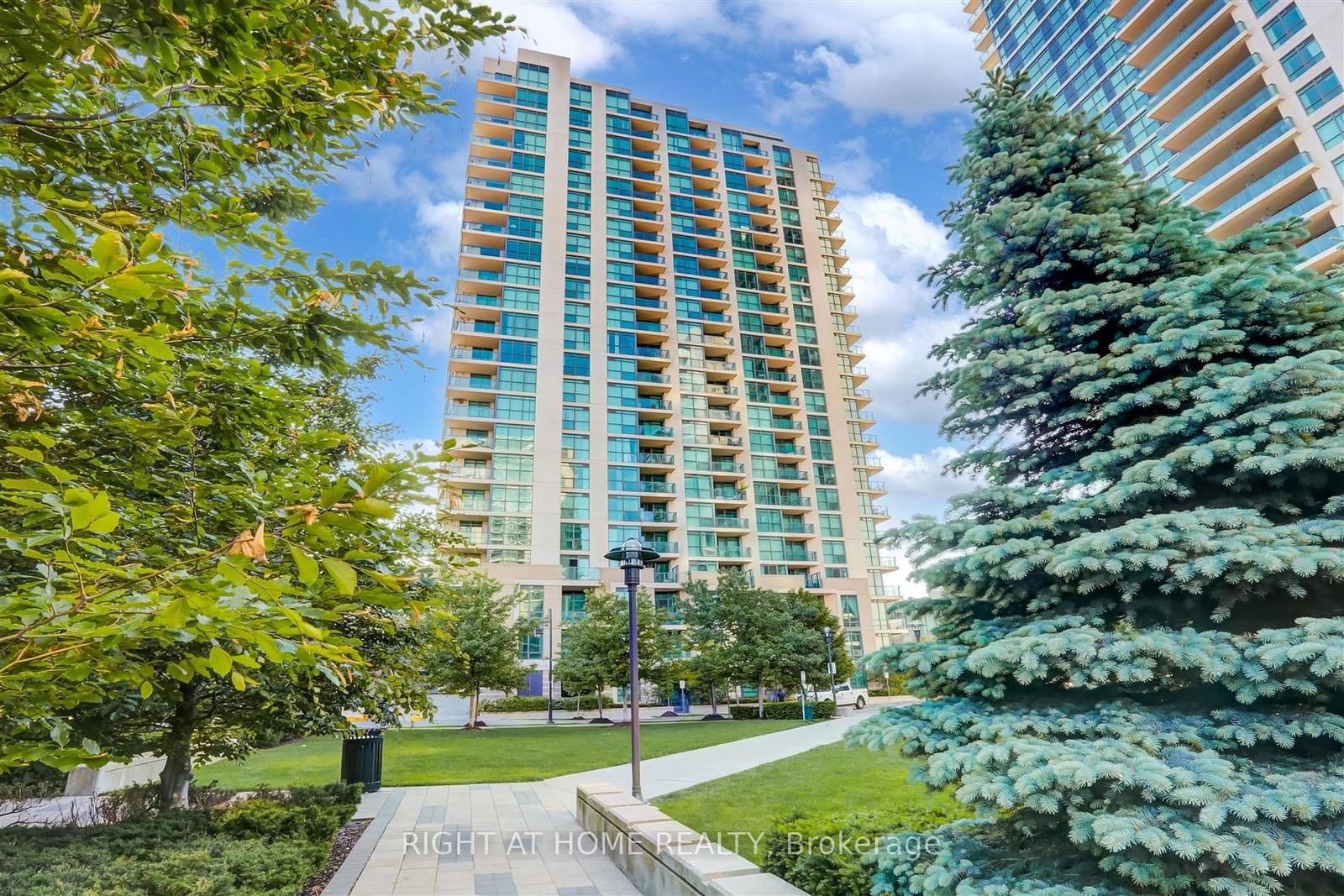 205 Sherway Gardens Rd, unit 2204 for sale - image #1