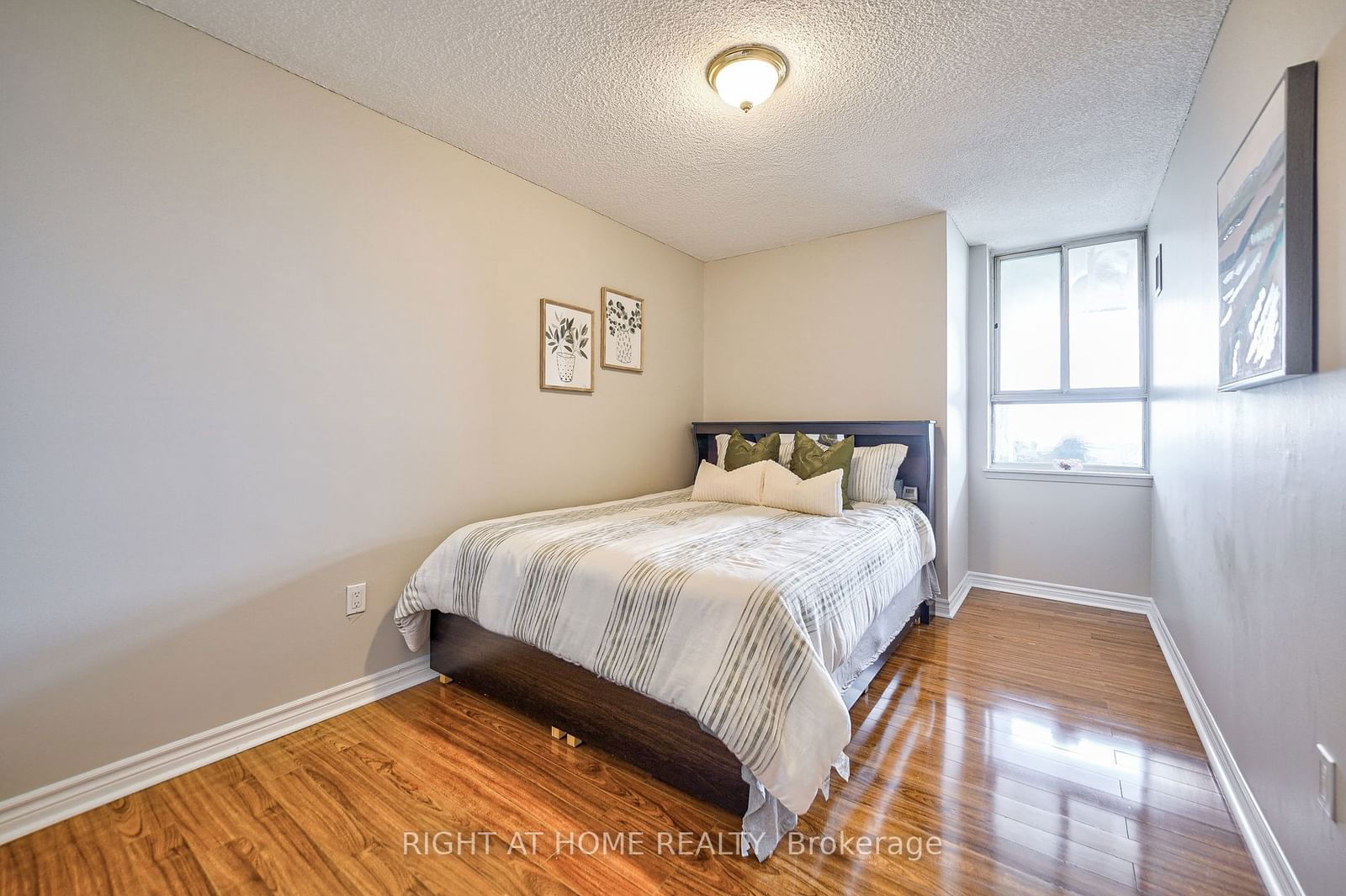 40 Panorama Crt, unit 1110 for sale - image #14