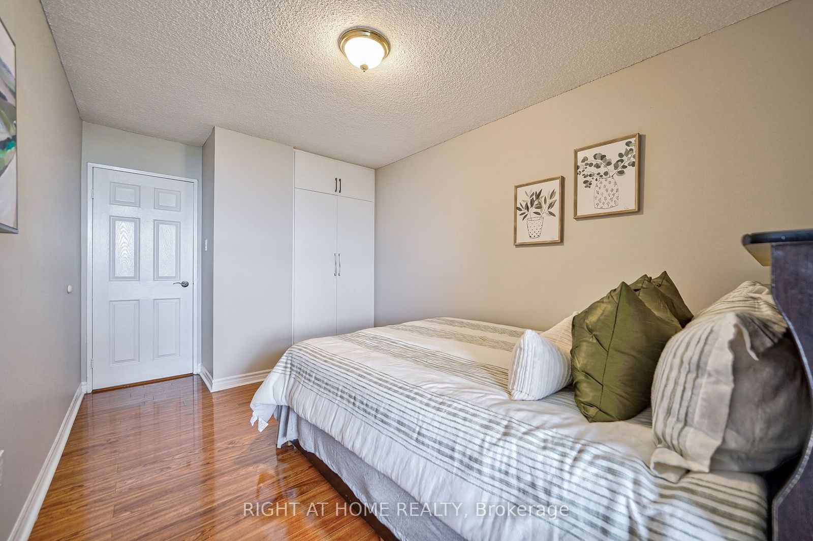 40 Panorama Crt, unit 1110 for sale - image #15