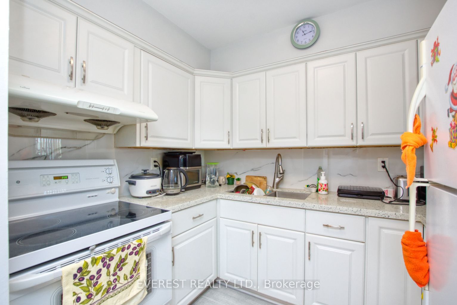 2901 Kipling Ave, unit 205 for sale