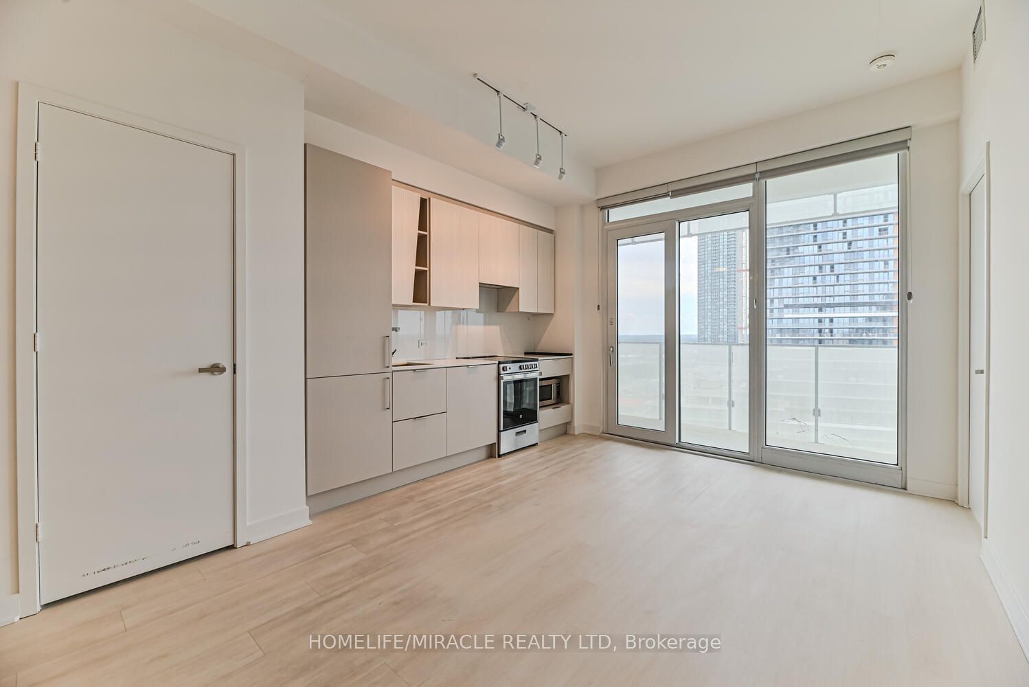 3900 Confederation Pkwy, unit 1209 for sale - image #11