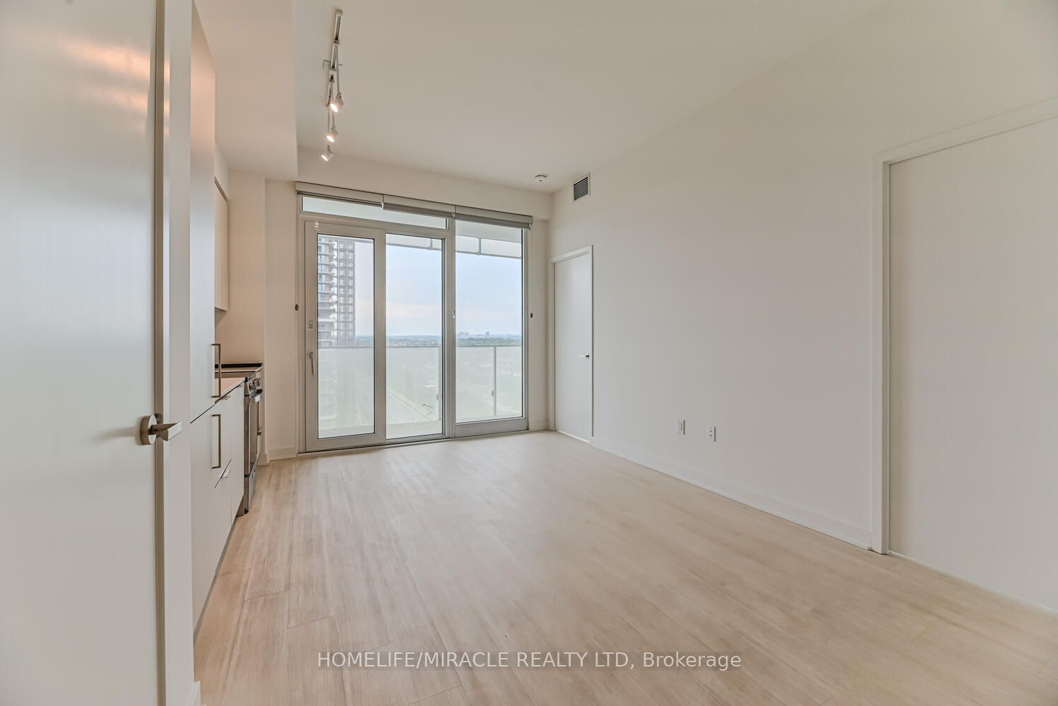 3900 Confederation Pkwy, unit 1209 for sale - image #8