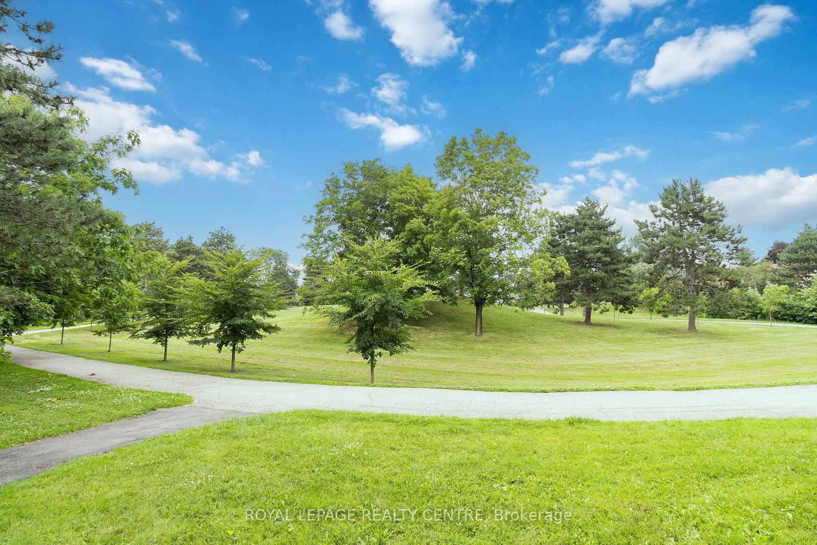 98 Falconer Drive Townhomes, Mississauga, Toronto