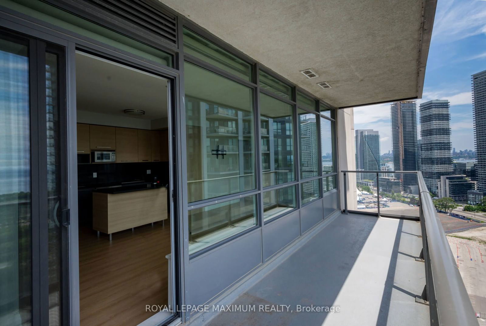 36 Park Lawn Rd, unit 2310 for sale - image #28