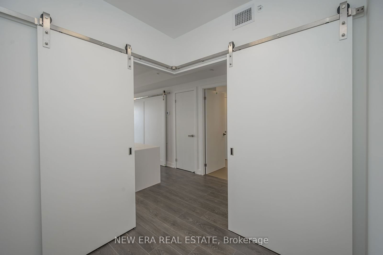 374 Martha St, unit 1104 for rent - image #12