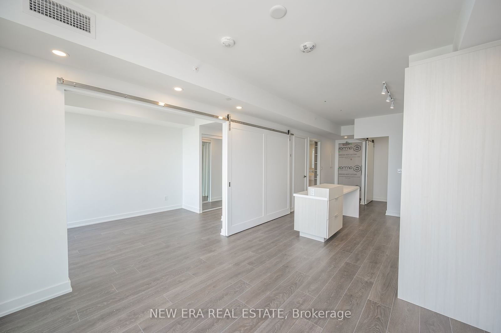 374 Martha St, unit 1104 for rent - image #17