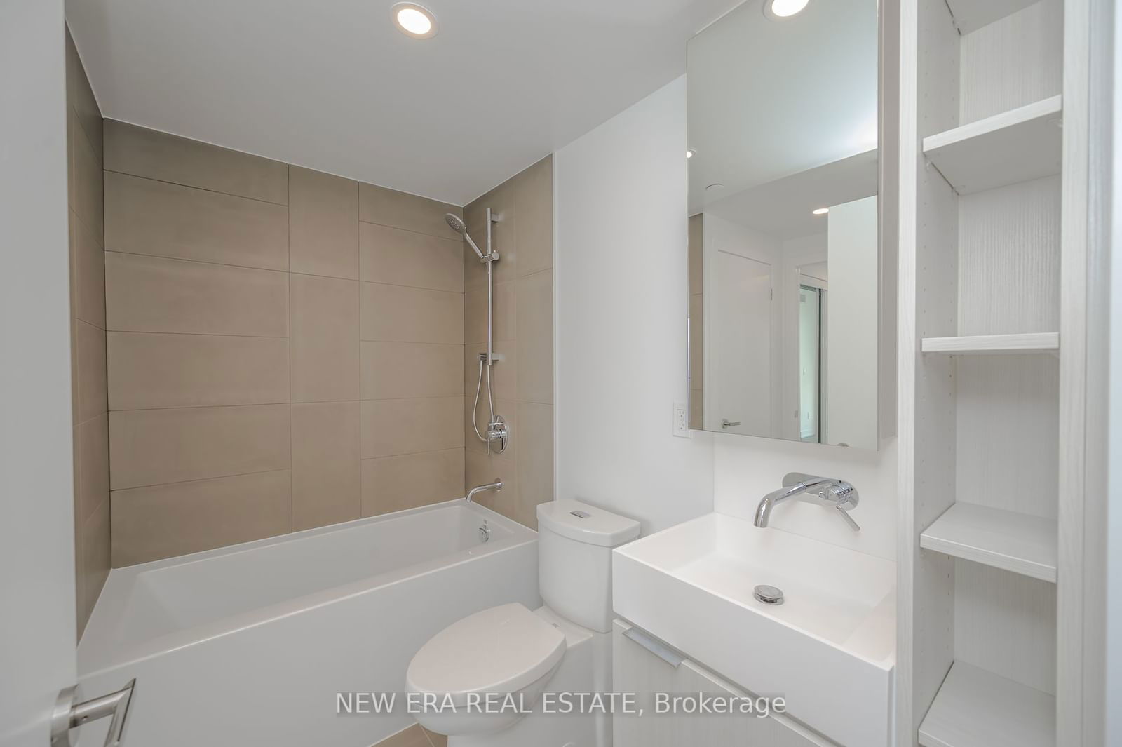 374 Martha St, unit 1104 for rent - image #24