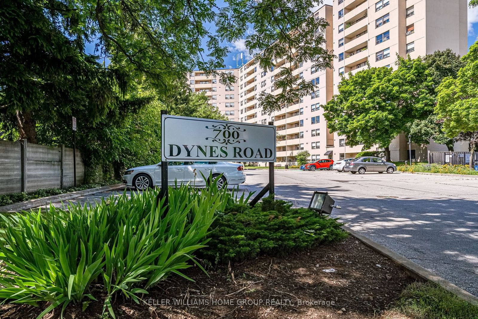 700 Dynes Rd, unit 309 for sale - image #1