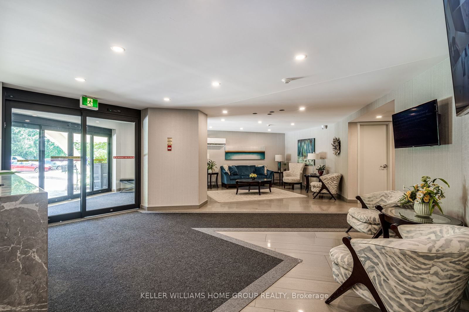 700 Dynes Rd, unit 309 for sale - image #5