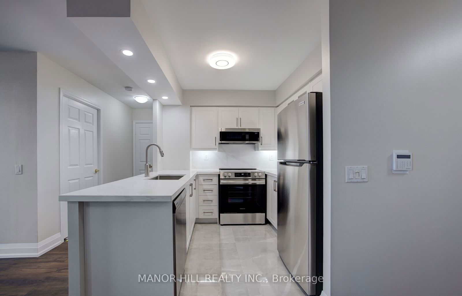 35 Kingsbridge Garden Circ, unit 308 for sale - image #11