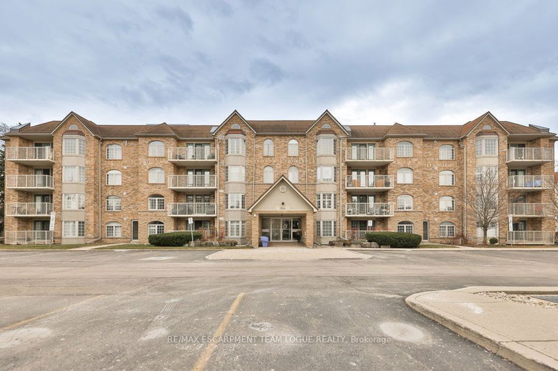 216 PLAINS Rd W, unit B406 for sale