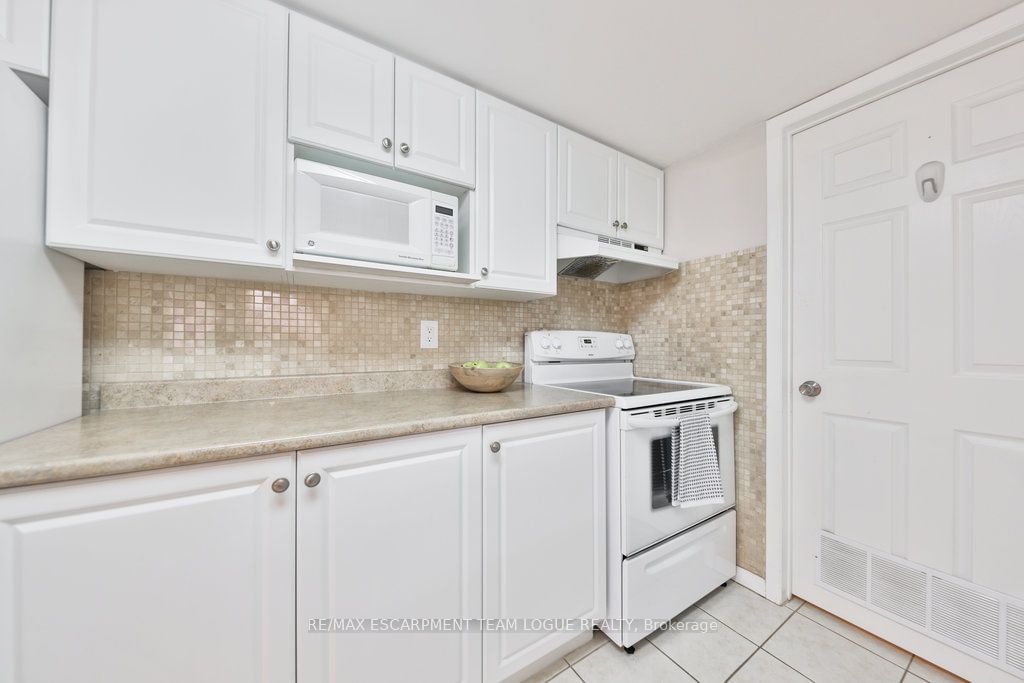 216 PLAINS Rd W, unit B406 for sale - image #6