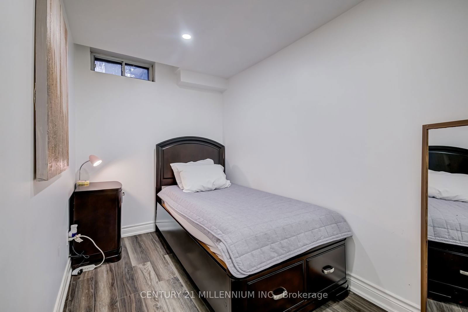 45 Hansen Rd N, unit 47 for sale - image #32