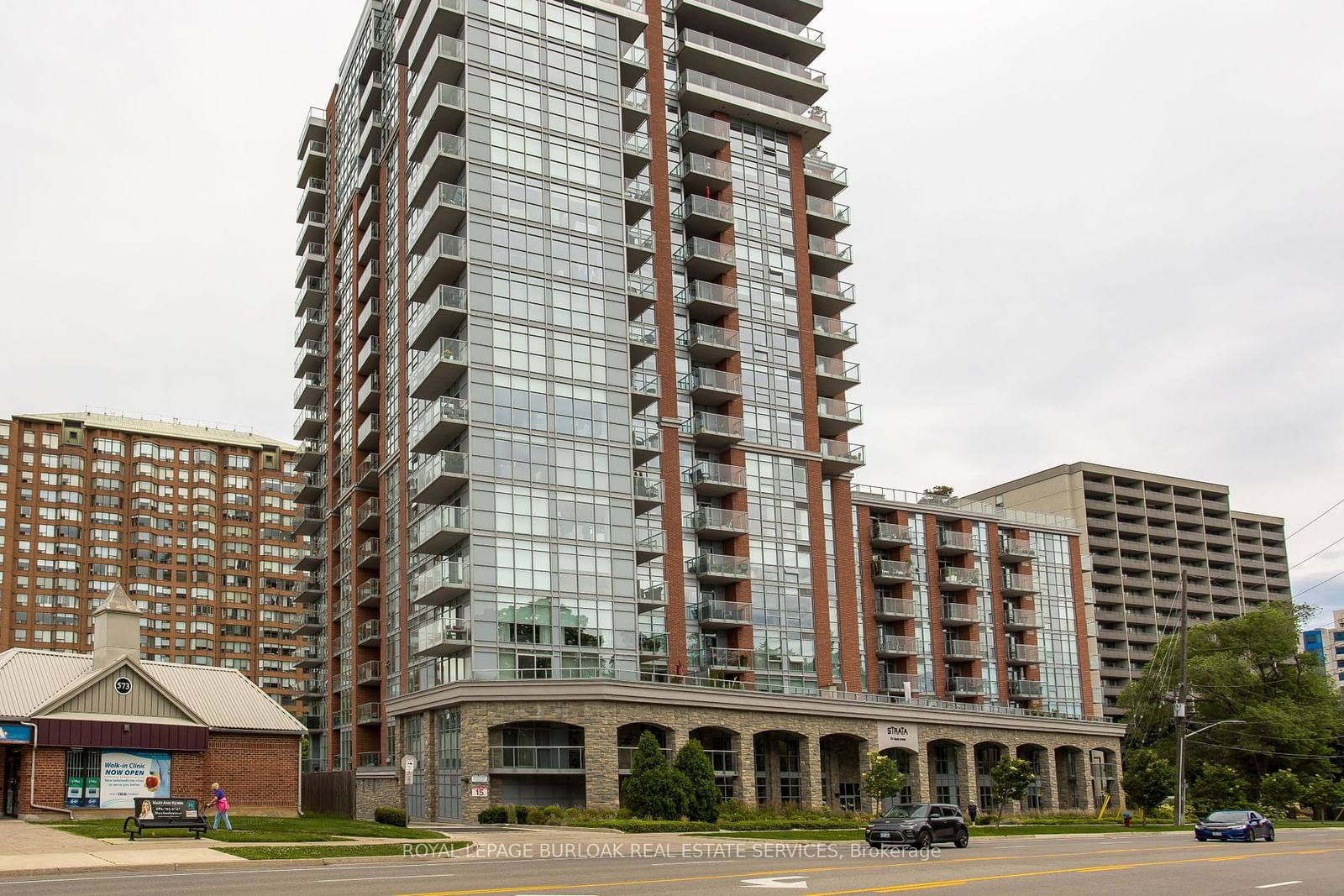 551 Maple Ave, unit 814 for sale